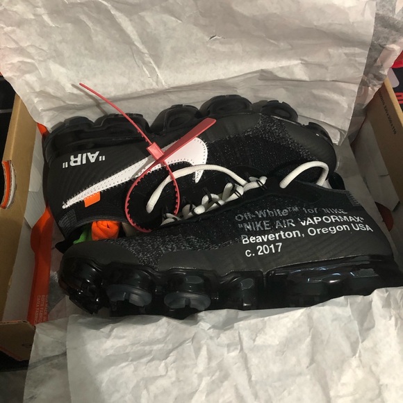 Vapor Max Off White Size 8 main image 5